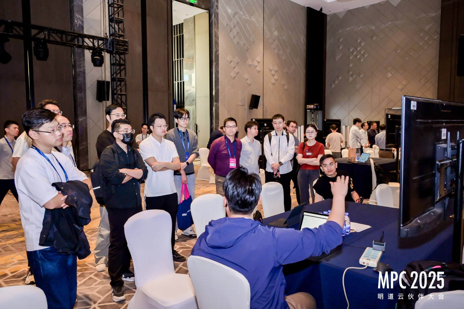 MPC partner expo floor
